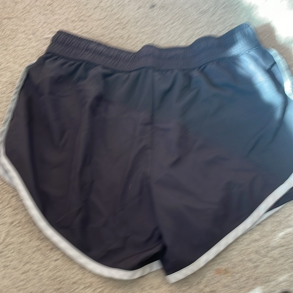 FILA RUNNING SHORTS - Picture 3 of 5